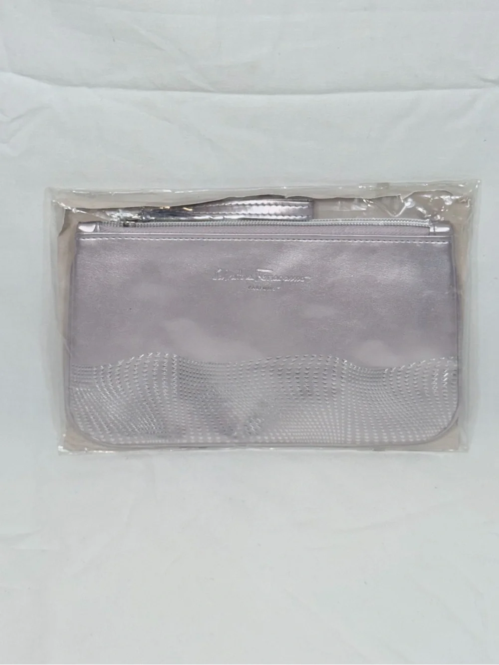 Salvatore Ferragamo Parfums Metallic Silver Cosmetic Travel Pouch NIP